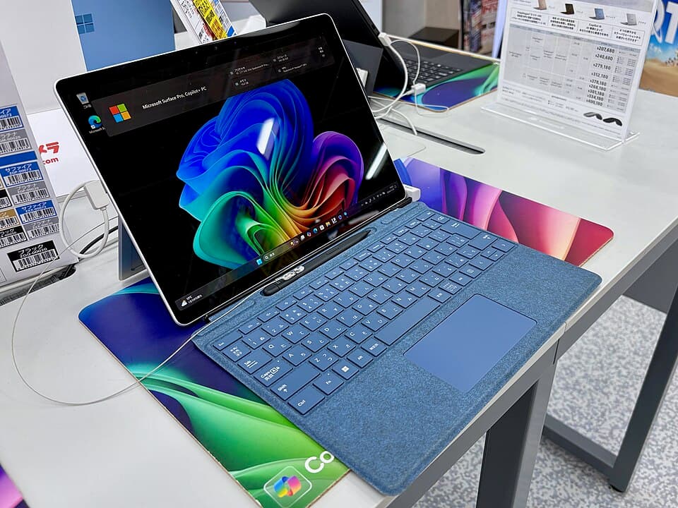 Microsoft Surface Pro 11 (11th generation) 2-in-1 tablet